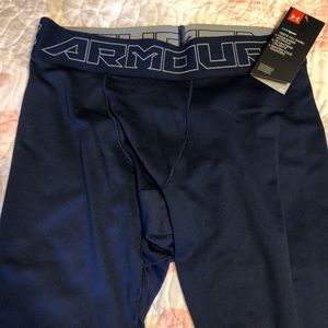 Men’s Under Armour compression leggings